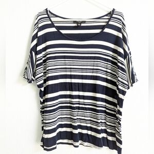 Nine West flowy tshirt xlarge